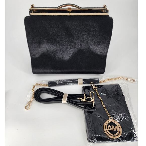 Ameri Mode Black Faux Fur & Glitter Convertible Purse Women’s One Size - Picture 4 of 15